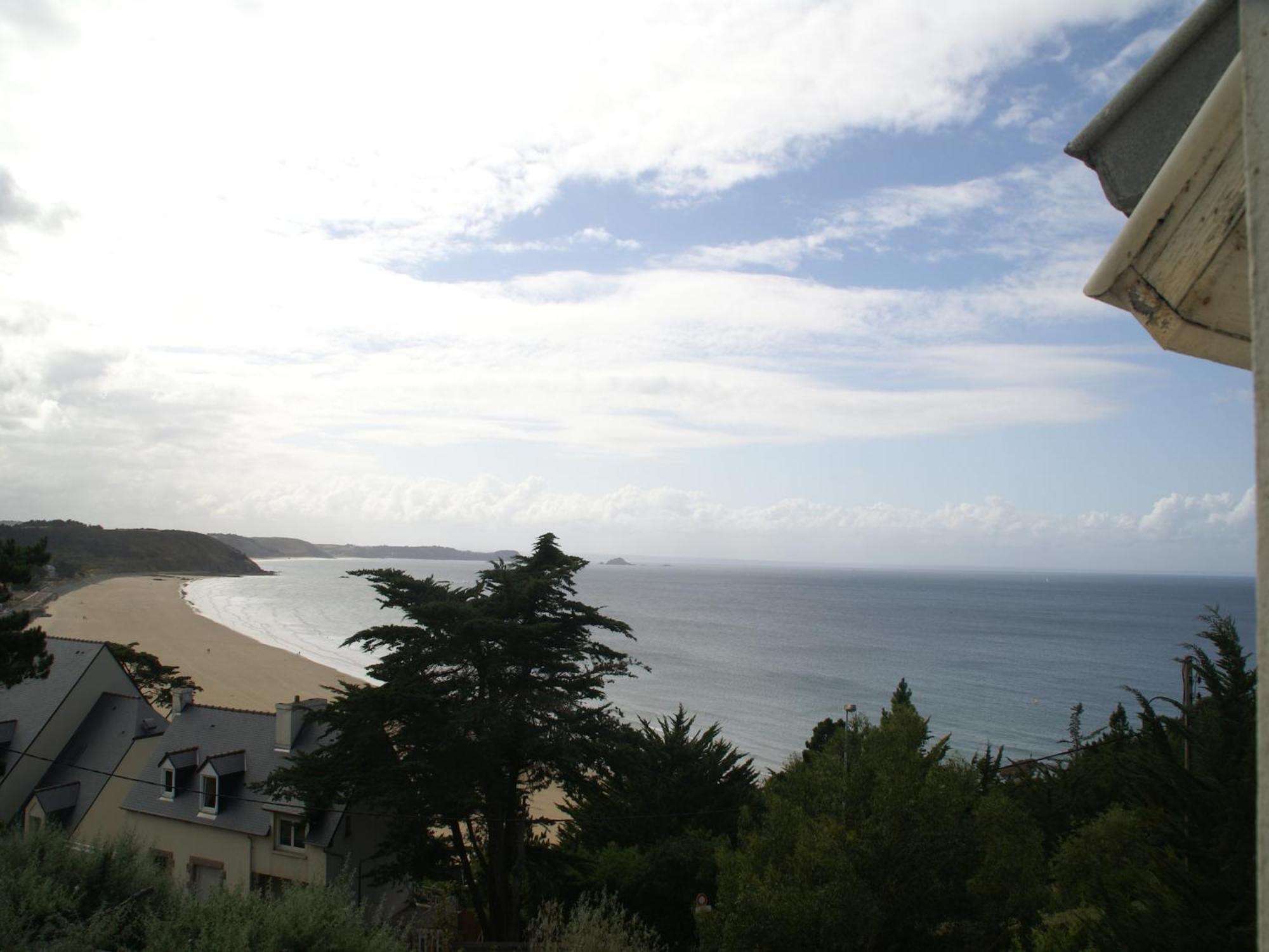 Beautiful Holiday Home With Sea View In Erquy Exterior photo