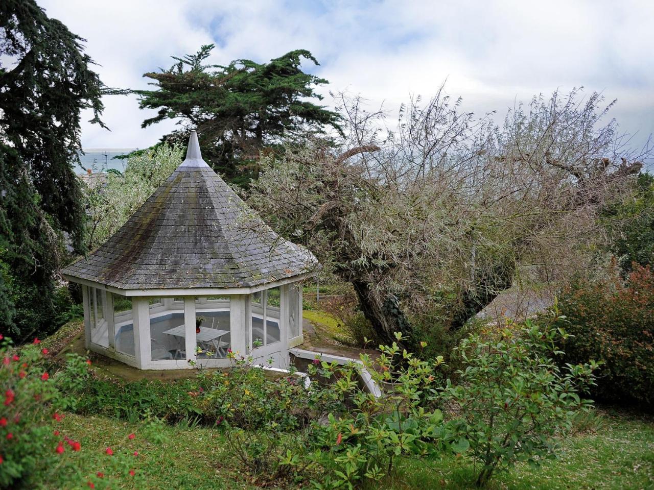 Beautiful Holiday Home With Sea View In Erquy Exterior photo